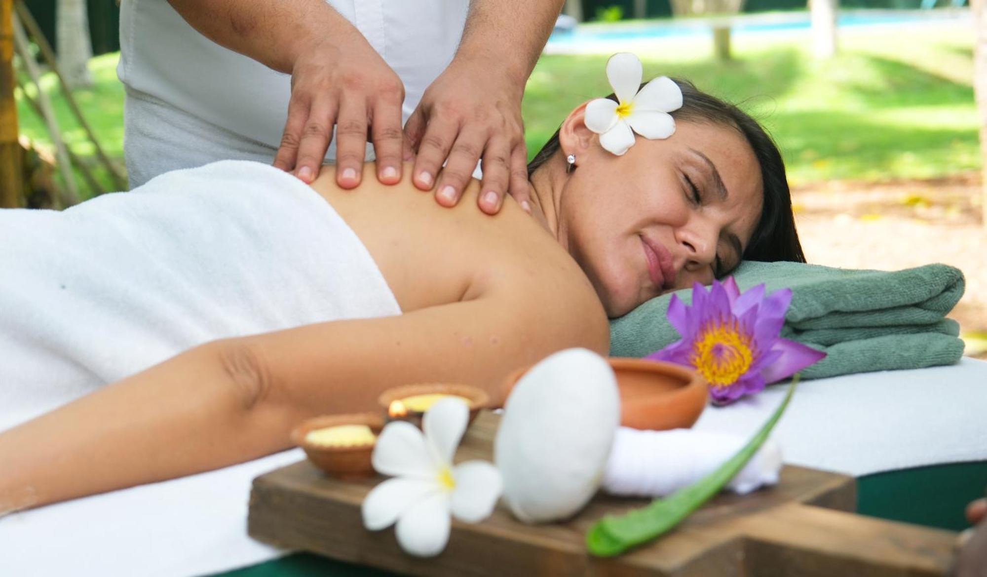 Chandra Villa Ayurveda Resort Bentota Kültér fotó