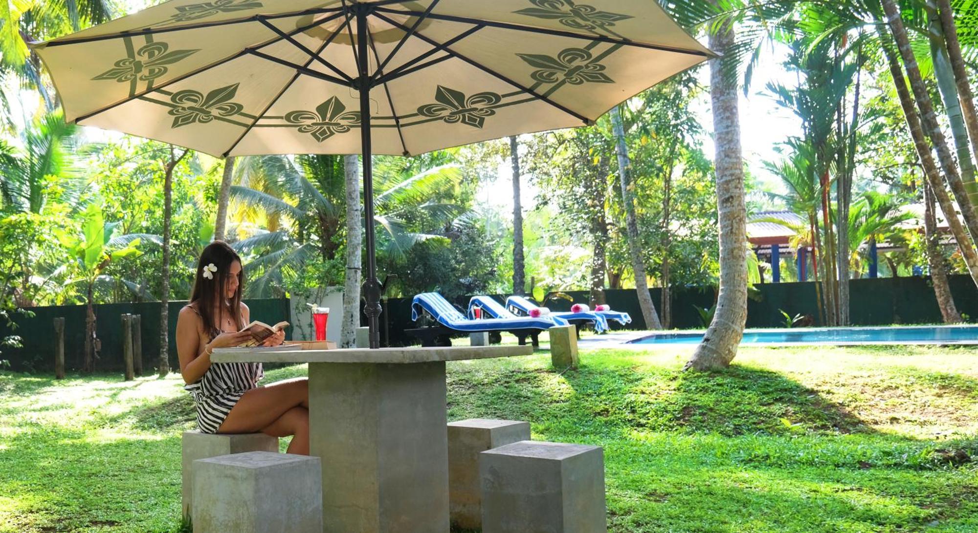 Chandra Villa Ayurveda Resort Bentota Kültér fotó
