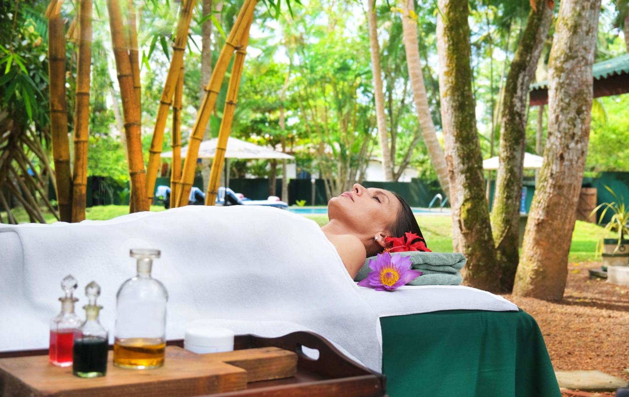 Chandra Villa Ayurveda Resort Bentota Kültér fotó