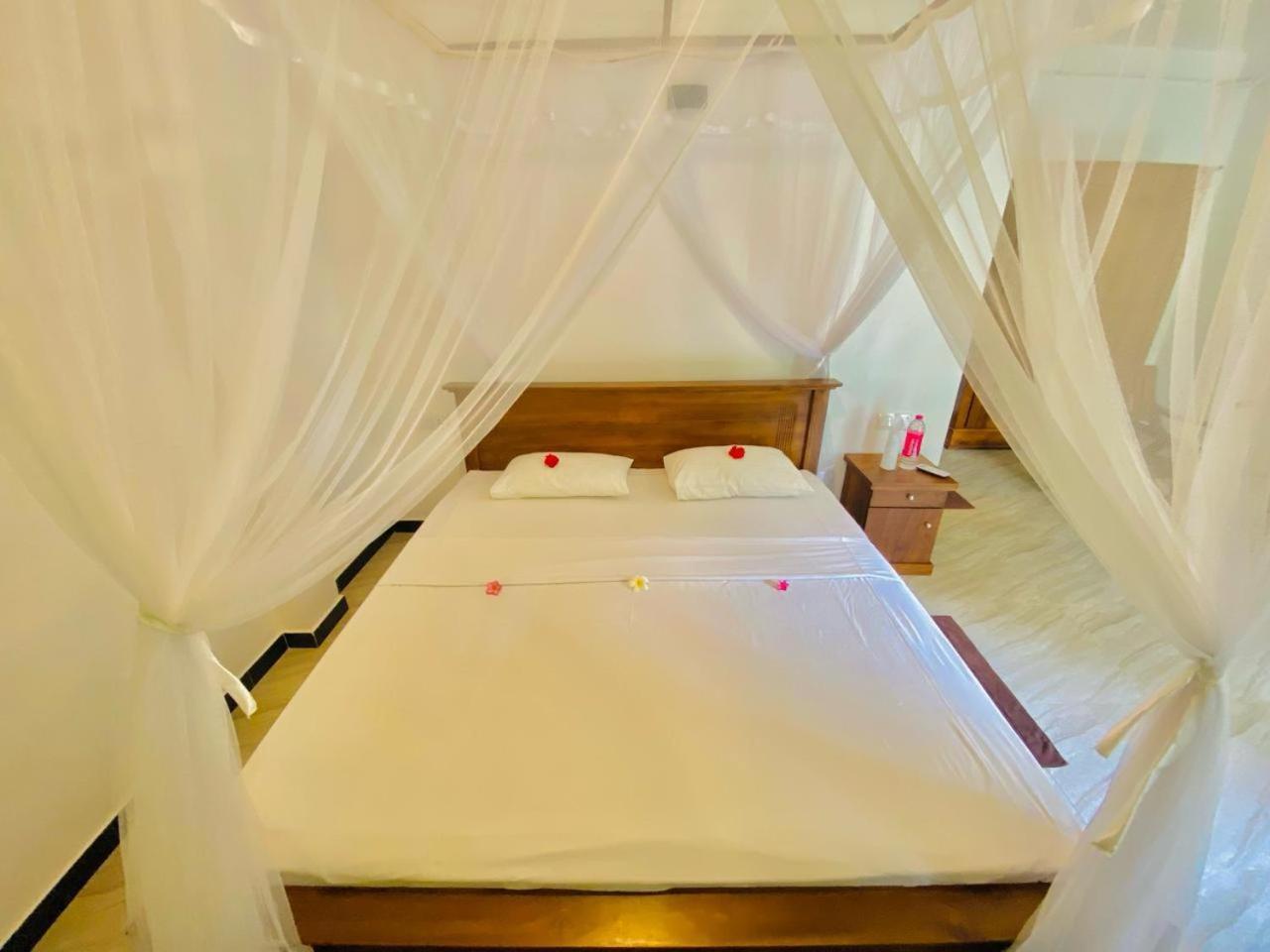 Chandra Villa Ayurveda Resort Bentota Kültér fotó